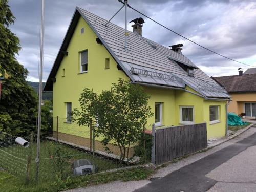 Nice small house in beautiful Carinthia in Feistritz im Rosental, Österreich