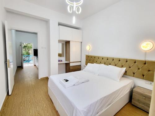 Furnished Apartment in Athens - image 6