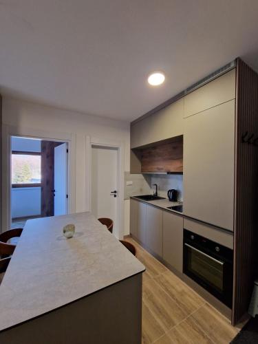 virtuve, SKYHILL Apartmani Kopaonik in Cajetina