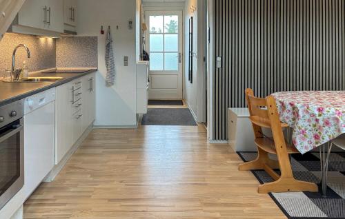 Kitchen, Nice Home In Vestervig With Indoor Swimming Pool in Agger