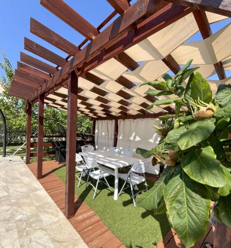 Iekārtas, House Bistre with private pool in Radovin