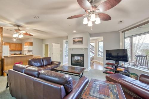 Samuel Court Cabin in Lake Junaluska, USA
