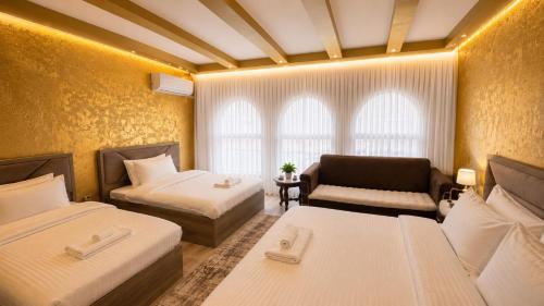 kopalnica, Hotel Premium in Priština