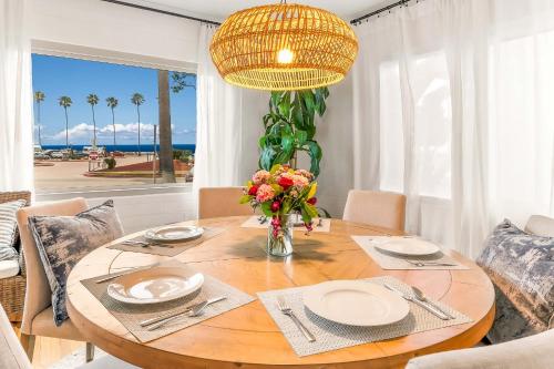 Shores Coastal Dream - Walk to Beach – khách sạn tại La Jolla