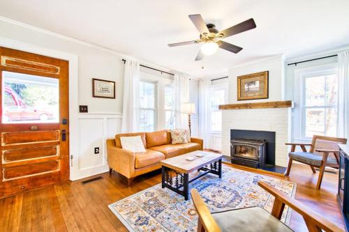 Cannon Cottage A in Montreat, USA