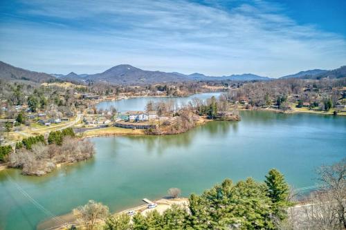 Peaceful Abode in Lake Junaluska, USA