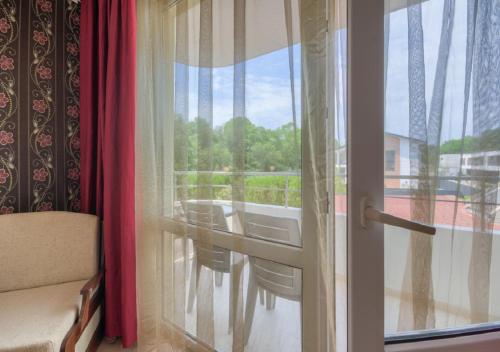Балкон, Hotel Feniks in Лозенец