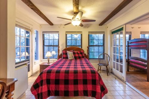Creekside Lodge in Franklin, USA