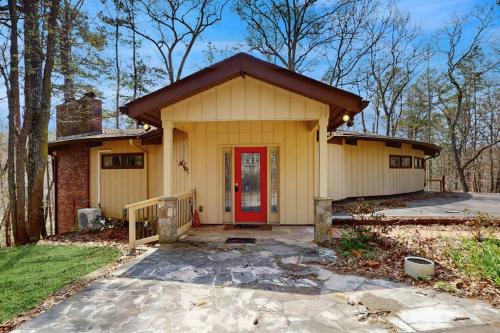 Red Fox Lair, Franklin
