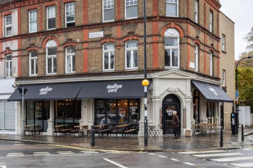 Fitzjames-Avenue IV - image 2