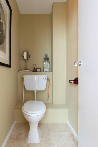 Courtfield Mews - image 10