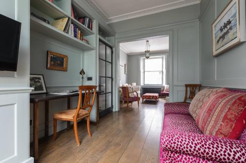Charlwood Place by onefinestay - image 7