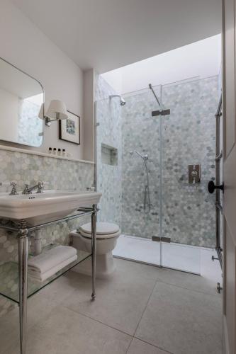 Cranley Mews VI - image 7