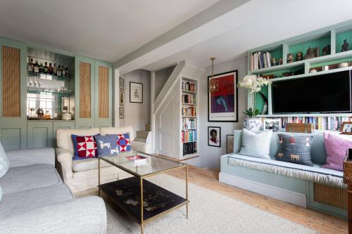 Royal Crescent Mews - image 4