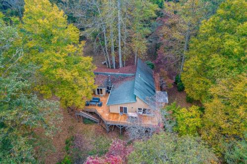 Mountain Top Tranquility in Forest Hills (NC)