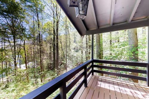Nantahala Lake Hideout in Topton, USA
