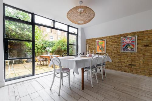 Radipole Road IV by onefinestay - image 4