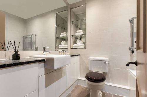 Ladbroke Grove XV - image 13
