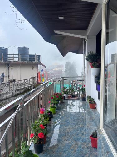 Shivaay Inn in Lava