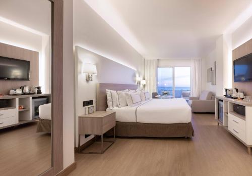 room detail thumbnail 0