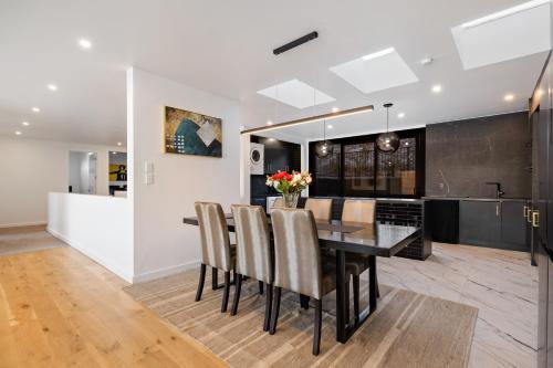 Southern Star Escape - Queenstown Holiday Villa - image 8