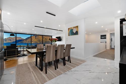 Southern Star Escape - Queenstown Holiday Villa - image 13