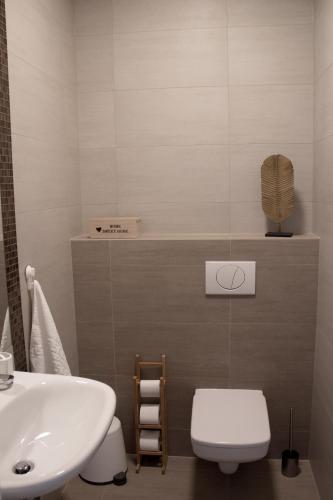 APT Solna - image 14