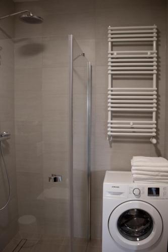 APT Solna - image 5