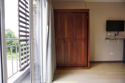 长普那卡林公寓