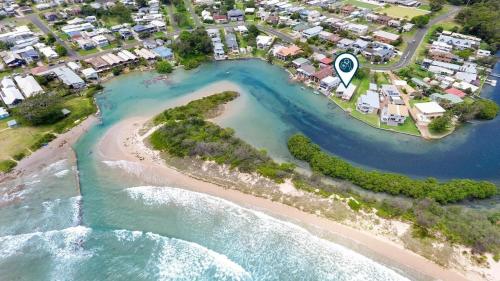 Watersedge in Currarong