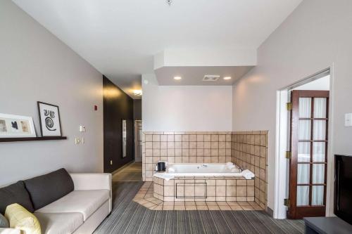 Country Inn & Suites by Radisson, Fond du Lac, WI in Fond du Lac, USA