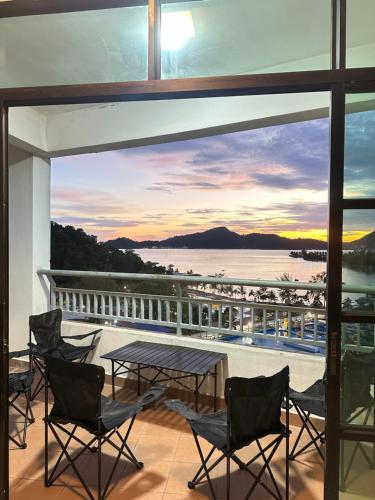 Exterior view of Studio Room Marina Height's Hotel Residence with Seaview