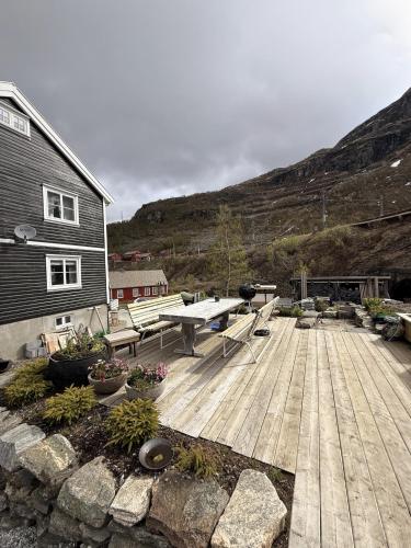 Apkārtne, Myrdal Fjellstove in Mirdala