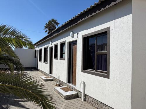 Exterior view, Coastwave Guesthouse CBD in Walvis Bay