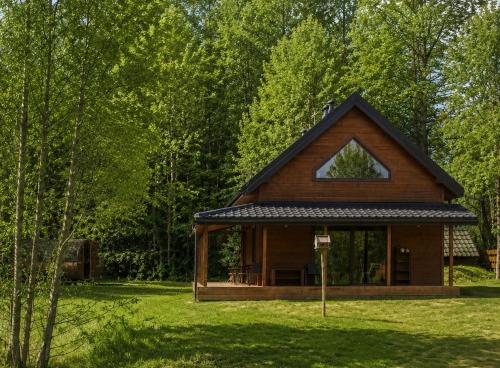 Dom przy Lesie z sauną (Dom przy Lesie z sauna) in Nowinka