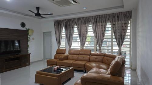 Double entries – khách sạn tại Hồ Chini