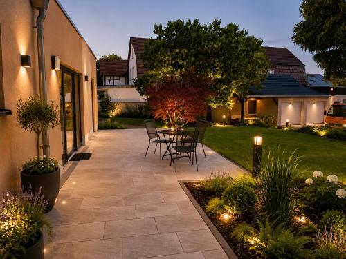 Ferienwohnung Heiter -ruhig - Terrasse -Stellplatz - WLAN - Vollausstattung - Entspannen am Rande de in Nesse-Apfelstadt