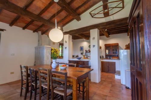 Létesítmények, Villa Vasciano - Private Pool & AirCo in Pierle