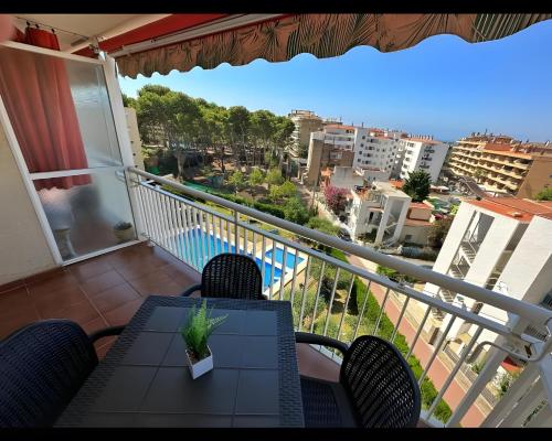 Apartamento con Piscina y Parking