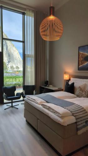 Superior Room with Mountain View