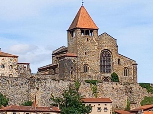 MAISON DE CAMPAGNE HAUT-ALLIER (43) in Saint-Berain