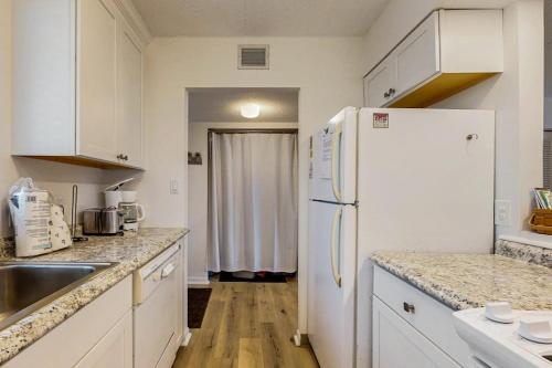 Wight Bay Condo - image 29