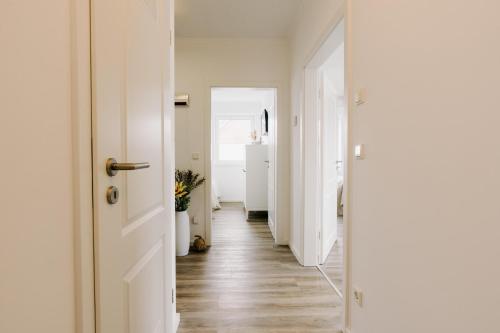Küsten Suite de Diek - Suite 4 seitliche Deichlage Balkon 89qm - image 3