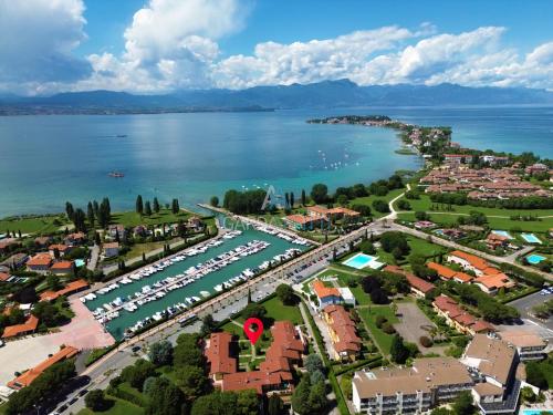 Golden Lake - vivi Sirmione a due passi dal lago