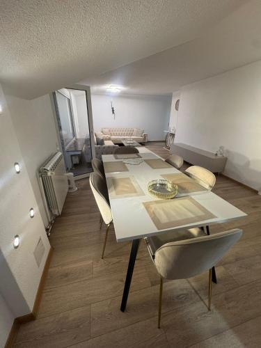 Ferienwohnung Elvira 2 in Бад Вилдунген