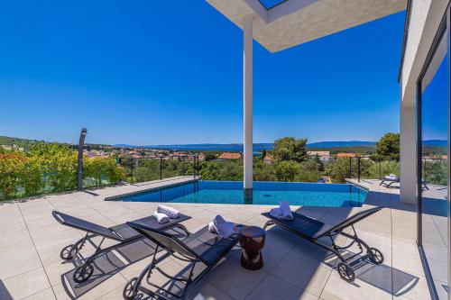 Luxury Villa 45 With Infinity Pool - Vrbnik