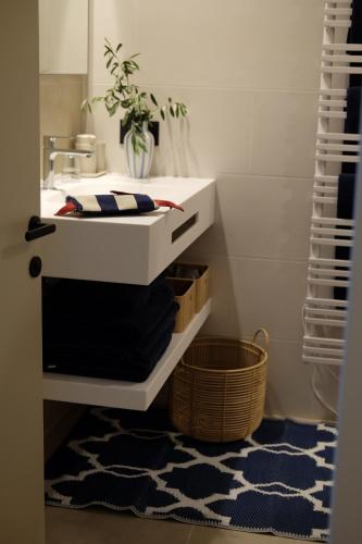 Al Lago Camping & Rooms Room Type - One-Bedroom Apartment with Terrace