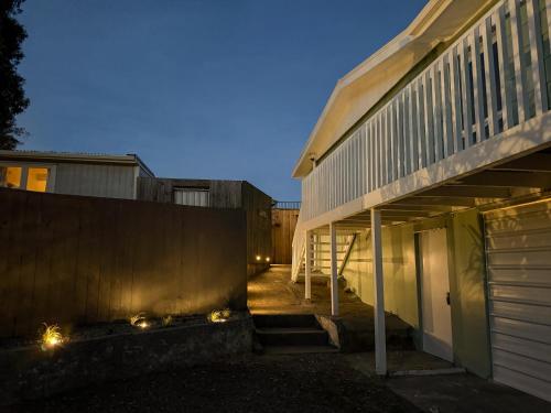 Waikanae Beach Abode-Memories, Family & Relaxation in Waikanae