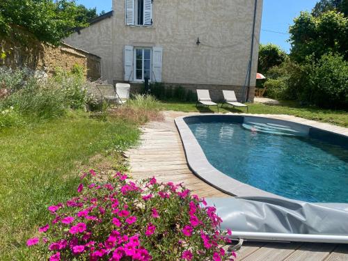 Úszómedence, Le Clos 1003 in Creches-sur-Saone