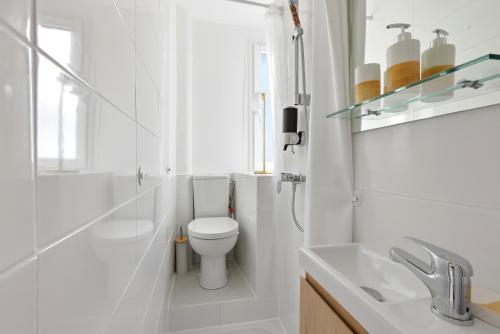 Lovely Montmartre Studio Near Sacré-Cœur - image 9